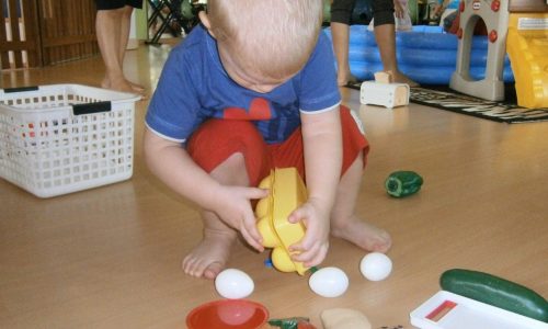 Speech Therapy for children with autism (8)